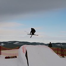 540 mute i J&auml;rvs&ouml;backens Big-jump.. Foto: Samuel Lundh (Delmarindy). &Aring;kare: Jonas Zeidlitz.