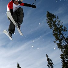 Brorsan fastnar p&aring; en bild. Foto: Joel Dehnisch. &Aring;kare: Simon Dehnisch.