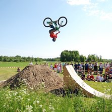uppvisning. Foto: emil &ouml;stlund. &Aring;kare: adam &ouml;stlund.