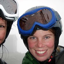 1/7 = skid&aring;kning + surfing. Foto: Anna Lundqvist. &Aring;kare: Anna Lundqvist och Julia Hamrin.