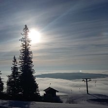 Sol og bl&aring; himmel p&aring; Norefjell
Str&aring;lende sol og.