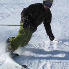 Telisrace i &auml;kta sn&ouml;. Foto: Alexander Sellman. &Aring;kare: Jacob Christensson.