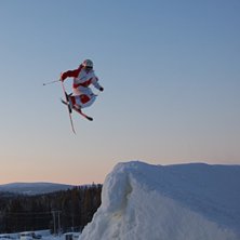 trehundrasextiograderssnurrmedhanp&aring;l&auml;ggning. Foto: Robin Bergstr&ouml;m. &Aring;kare: RasmusRos&eacute;nLindahl.