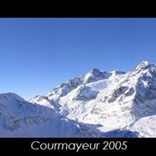 Utsikten fr&aring;n Courmayeur mot franska sidan av Mt.. Foto: Christian T&uuml;rk.
