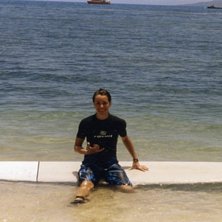 Longboard v&aring;gsurf p&aring; Maui. Foto: Elisabeth Steen. &Aring;kare: Emelie Andr&eacute;n Meiton.