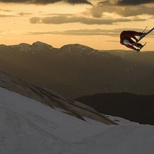 Cork 5 truck i fonna under en nightsession.. Foto: Jesper Molin. &Aring;kare: Mathew.