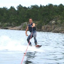 En sp&auml;nnare p&aring; waken. Foto: Hanna Heyl. &Aring;kare: Daniel Kalin.