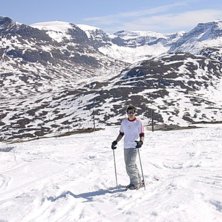 St&aring;r &aring; softar i Riksgr&auml;nsen i Juni :) . Foto: Farsan. &Aring;kare: Jesper.