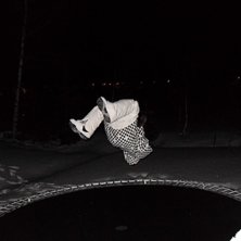 jag hoppar. Foto: Filip Pettersson (powerOFF). &Aring;kare: Calle Sk&ouml;ld.