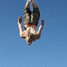 backflip. Foto: Sussie. &Aring;kare: Niklas Flink.