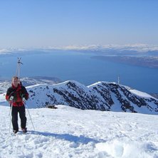 Utsikt fr&aring;n Tredje Toppen i Narvik. Foto: Mikael &Aring;sell. &Aring;kare: Johan Bj&ouml;rklund.