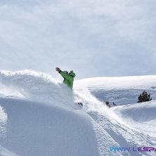 Foto: Marc Tomkinson www.lespace.com. &Aring;kare: friend.