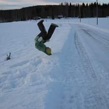 frontflip. Foto: fredrik. &Aring;kare: erik danielsson.