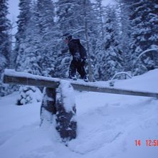 &Aring;kare: henrik isaksson.