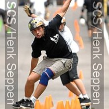 &Aring;kare: viking &amp;amp; viktor.