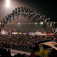 ROCKSTAR FMX

www.birkemyr.blogg.se. Foto: jonathan birkemyr.