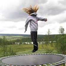 lite studdsmattetr&auml;ning utanf&ouml;r v&aring;ran stuga.. Foto: Robin Sandstr&ouml;m. &Aring;kare: Ronja Sandstr&ouml;m.