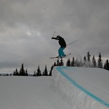 sw 180 i r&ouml;da linjen. Foto: emil gustavsson. &Aring;kare: anton hartell.