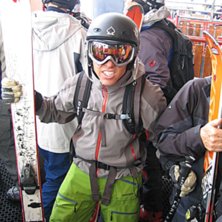 P&aring;v&auml;g upp f&ouml;r Greken. Foto: Rikard Larsson. &Aring;kare: Jag.