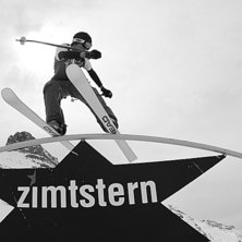 Foto: Mikko Lappalainen. &Aring;kare: Joonas Karhumaa.