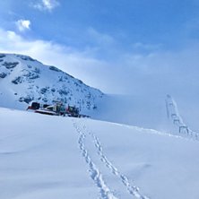 Skj&aelig;rtorsdag &aring;pner vi kl.10 med nysn&oslash;!
.