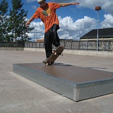 ollie to manual. Foto: n&aring;n. &Aring;kare: Mikael B&auml;ck.