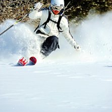 Foto: Klaus Esser. &Aring;kare: Adam Esser.