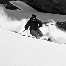 Fin sn&ouml; uppe p&aring; Rothorn i Zermatt. Foto: Robin Ljungqwist. &Aring;kare: Adam Jonsson.