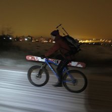 Cyklar du till backen kom ih&aring;g lampor b&aring;de bak o. Foto: tryggve tir&eacute;n.