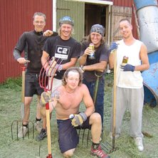 H&aring;rd dags arbete med slottern. Foto: The CREW.