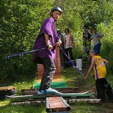 V&aring;r v&auml;rd f&ouml;r dagen visar vad han g&aring;r f&ouml;r! Det. Foto: Daniel Roos. &Aring;kare: Robin Trolin.