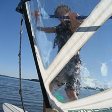 drog ut till sommarstugan och k&ouml;rde lite vindsurf. Foto: Johan W. &Aring;kare: Marsucs W.
