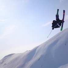 Flat 5 p&aring;sken 2011. Foto: Anders Granbom. &Aring;kare: Emil Granbom.