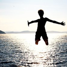 Klippor utanf&ouml;r &ouml;rnsk&ouml;ldsvik... Foto: Ann &ouml;stlund. &Aring;kare: Ludwig Arnlund.