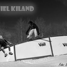 Killen som sitter p&aring; railen heter Nicke!. Foto: Simon Josefsson. &Aring;kare: Daniel Kiland.