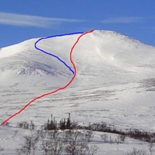 H&auml;r ser man den bl&aring;a linjen som l&auml;mpligaste v&auml;. Foto: Mattias Skantz.