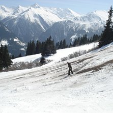 Sn&ouml;n b&ouml;rjar tryta s&aring;h&auml;r &aring;rs... Foto: Jag. &Aring;kare: Kusinen.