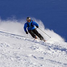 Magnus Nilsson (69 Grader Nord) visar v&auml;gen.. Foto: Jonas Emilsson. &Aring;kare: Magnus Nilsson.