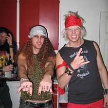 Rockfest p&aring; tv&aring;an!. Foto: Nico. &Aring;kare: Anders Andersson och Jonas Petersson.