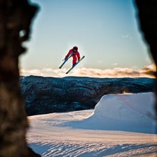 360 Truck-Driver

www.christofferdybendal.com. Foto: Christoffer Dybendal. &Aring;kare: Kim A Ottesen.