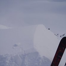 Brant och inte v&auml;rdens b&auml;sta sn&ouml; eller sikt. me. Foto: Patrik leidstedt. &Aring;kare: patrik leidstedt.