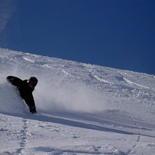 Grymt v&auml;der och mycket sn&ouml;, inte det man v&auml;ntar. Foto: Ola Sj&ouml;borg. &Aring;kare: Emil Link&ouml;ping.