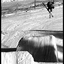 Chillar i Sunnerstabacken med en cork 5. Foto: Christina Zeidlitz. &Aring;kare: Jonas Zeidlitz.