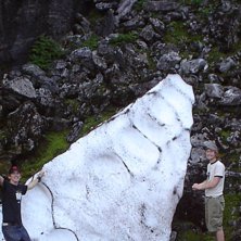 I sommras var vi j&auml;vligt k&aring;ta p&aring; sn&ouml;........ Foto: M&aring;rten L&ouml;&ouml;v. &Aring;kare: Gustav Martin.