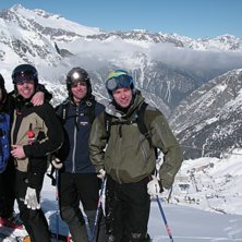 Str&aring;lande dag i Andermatt!. Foto: Lasse Sahlstr&ouml;m. &Aring;kare: Jonas, Erik, Josef o Andreas.