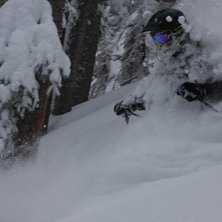 N&auml;r det sn&ouml;ar 41 inches p&aring; 24 timmar m&aring;r man b. Foto: Jens Westerg&aring;rd. &Aring;kare: Charlotta Wir&eacute;n.