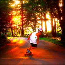 Longboard i M&ouml;lle solnedg&aring;ng !. Foto: Gustaf Aniansson. &Aring;kare: Gabriel Peters&eacute;n.