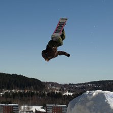 backflip i sista hoppet. Foto: Hans sundberg. &Aring;kare: ok&auml;nd.