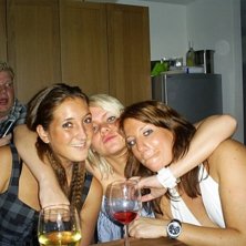 Jag, Petra &amp;amp; Gabby p&aring; f&ouml;rfest *ooiiiiiii. Foto: Emily Granell.