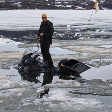 s&aring; kan d g&aring; n&auml;r isen r&auml;mnar p&aring; klimtatr&auml;sket. Foto: rogga nilsson. &Aring;kare: jonny.